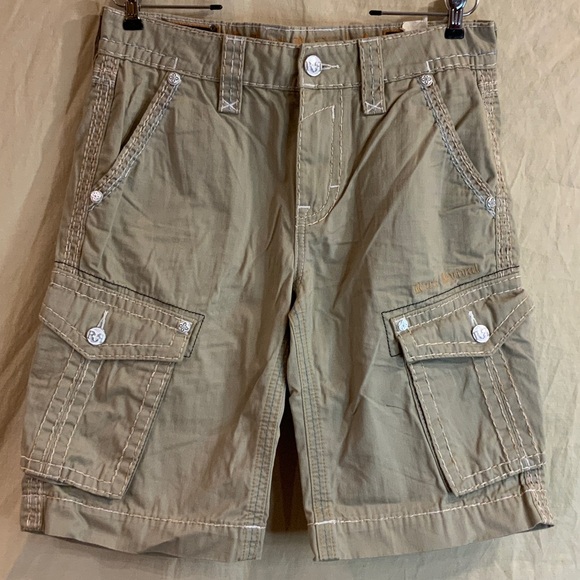 Rock Revival Men's Classic Cargo Shorts in Khaki